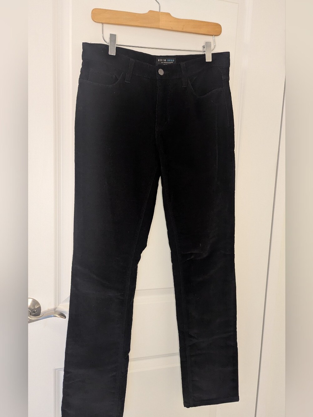 2016 Denim by Parasuco Black Corduroy Women's Pants Size 8